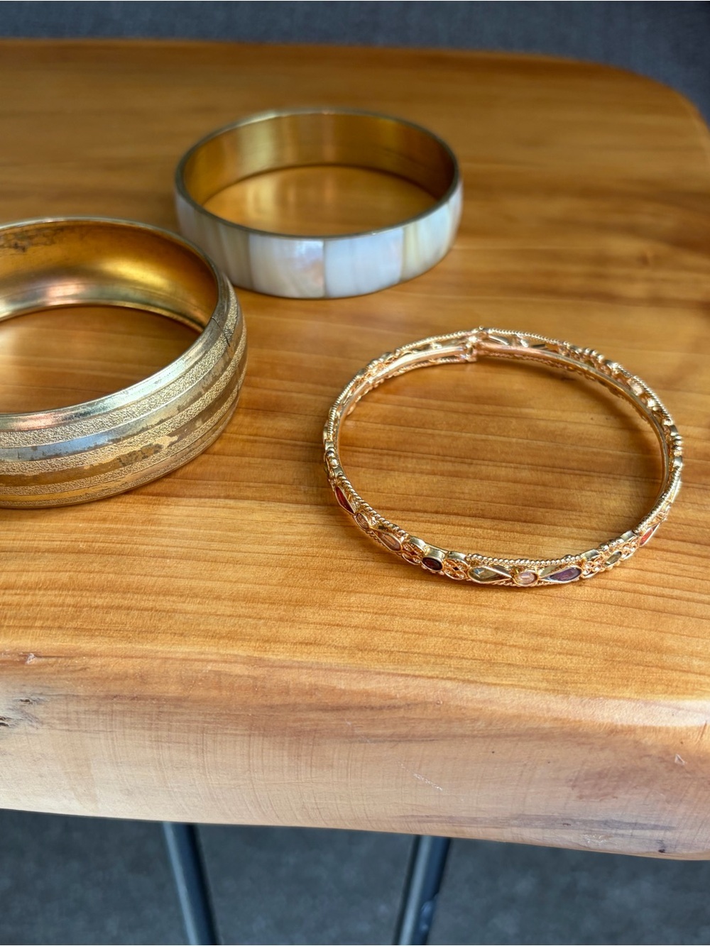 Gold Textured and Inlay Bangle Set - Women Jewelry